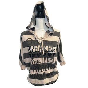 Women’s. Daytrip Hooded Shirt. Size Medium